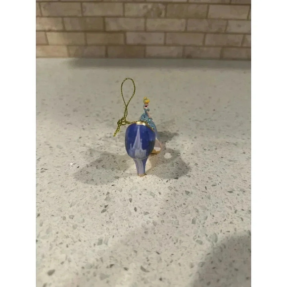 Cinderella, Disney Princess shoe ornament by Bradford exchange - Picture 4 of 4